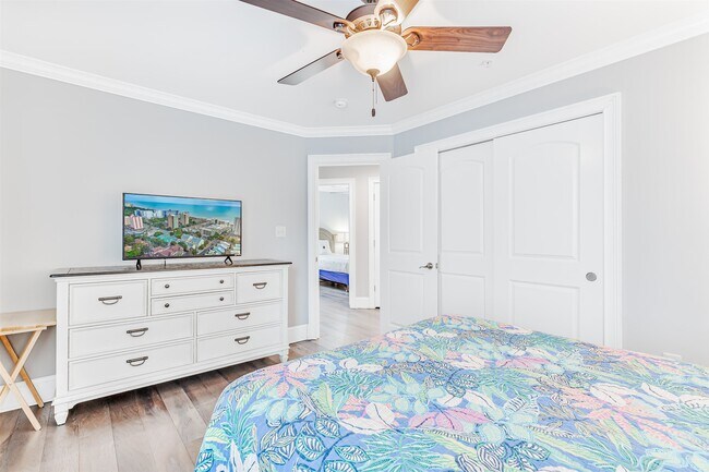 Building Photo - 7401 N Ocean Blvd