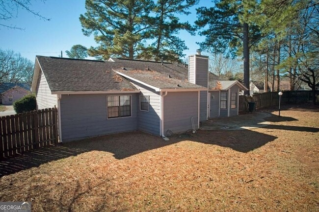 Building Photo - 1528 Carriage Ln
