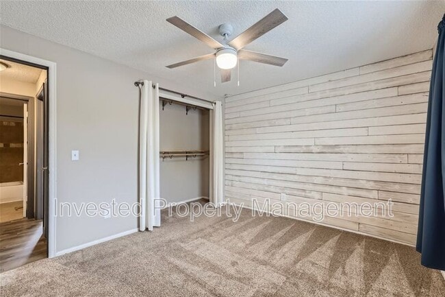 Building Photo - 5012 S Field Ct