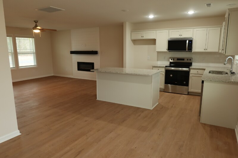 Building Photo - 300 Tuscany Cir