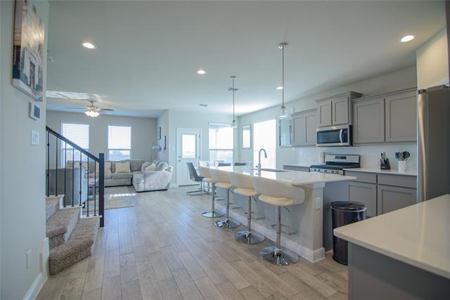 Building Photo - 749 Cromane Rd