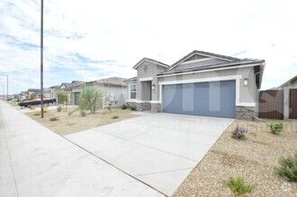 Building Photo - 24195 W Verlea Dr