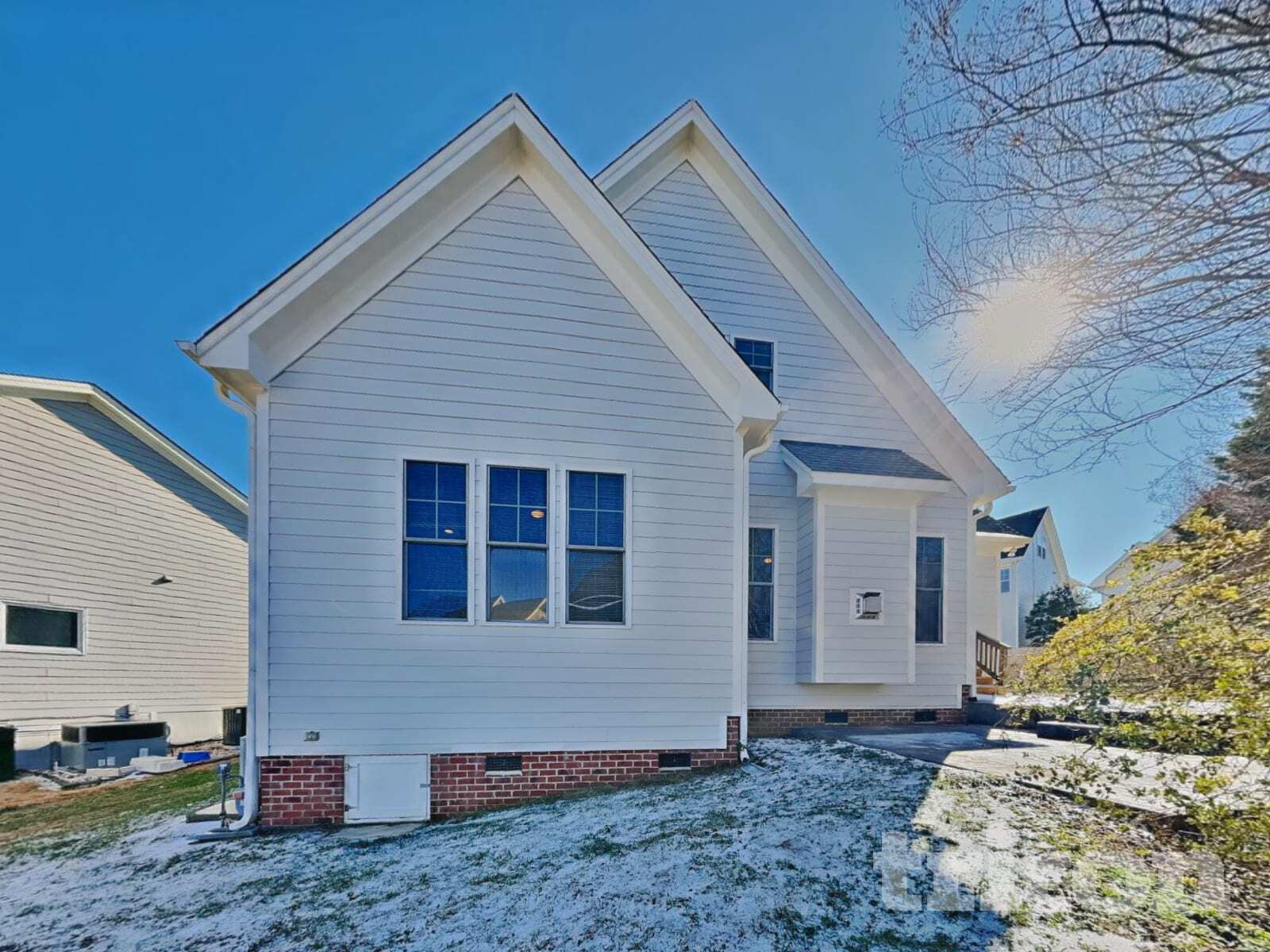 Building Photo - 415 Stranraer Ct