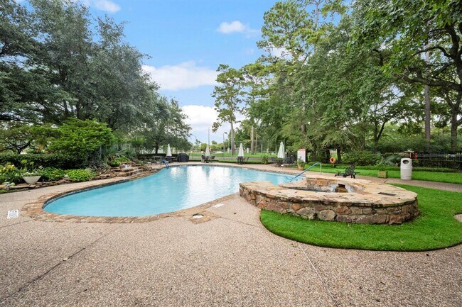 Building Photo - 14655 Champion Forest Dr Dr