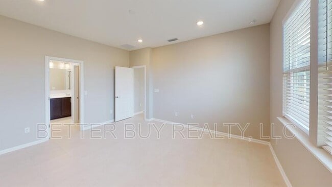 Building Photo - 91 Las Casitas Blvd