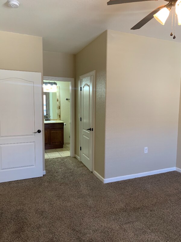 Building Photo - 6325 Reynolds Dr