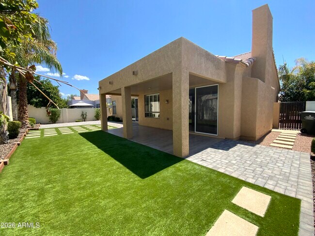Building Photo - 6204 E Phelps Rd
