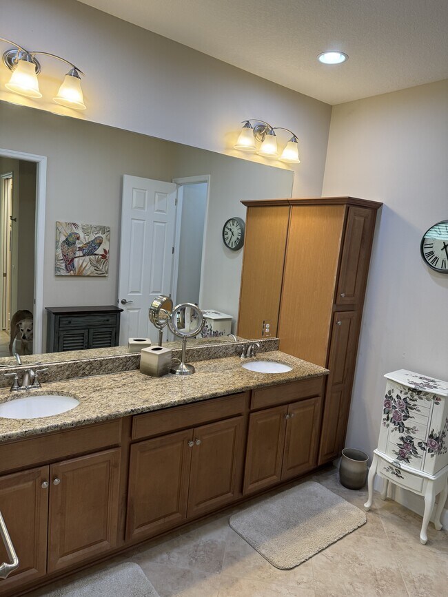 Building Photo - 9080 Isla Bella Cir
