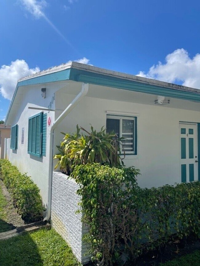 Interior Photo - 18 Ave. Villas LLC