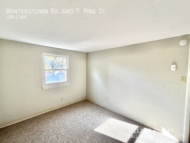 Building Photo - 100 Winterstown Rd