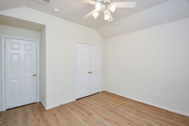 Building Photo - 15119 Newfield Bridge Ln