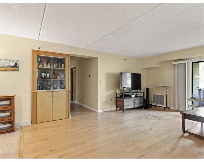 Building Photo - 2500 Mystic Valley Pkwy