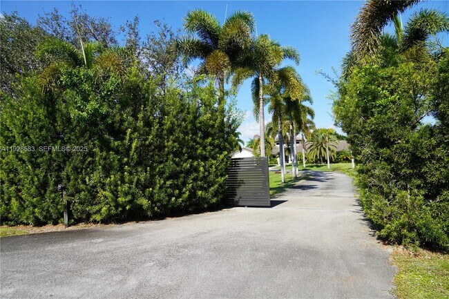 Building Photo - 18901 SW 50th St