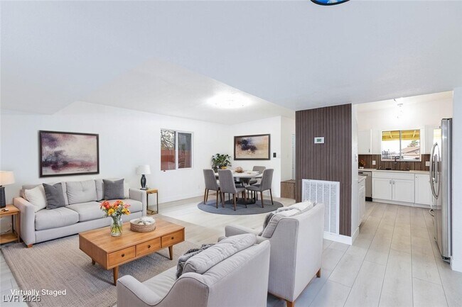 Building Photo - 3008 Lawndale St