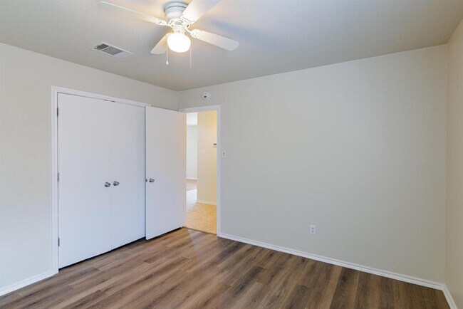Building Photo - 157 Brickyard Ln