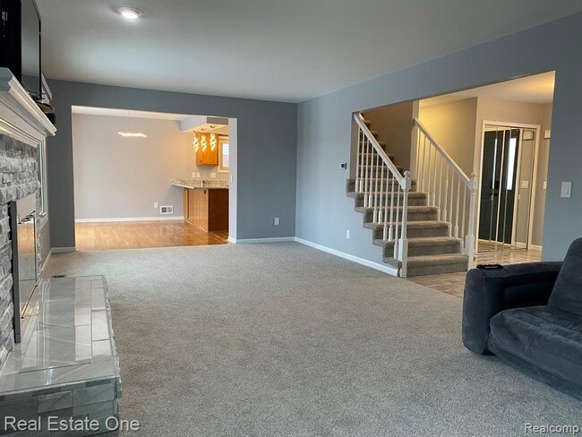 Building Photo - 28772 Wales Dr