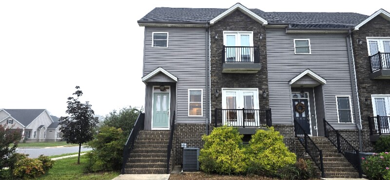 Primary Photo - 990 Brewington Dr