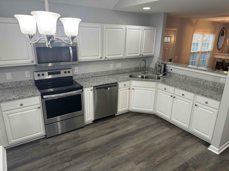 Building Photo - 139 Arlington Downs Blvd