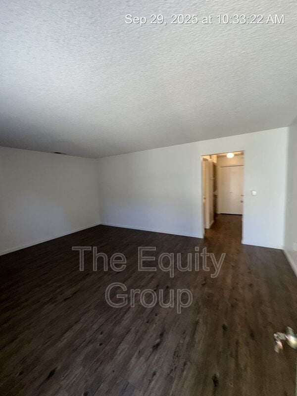Building Photo - 1734 E Laura Ave