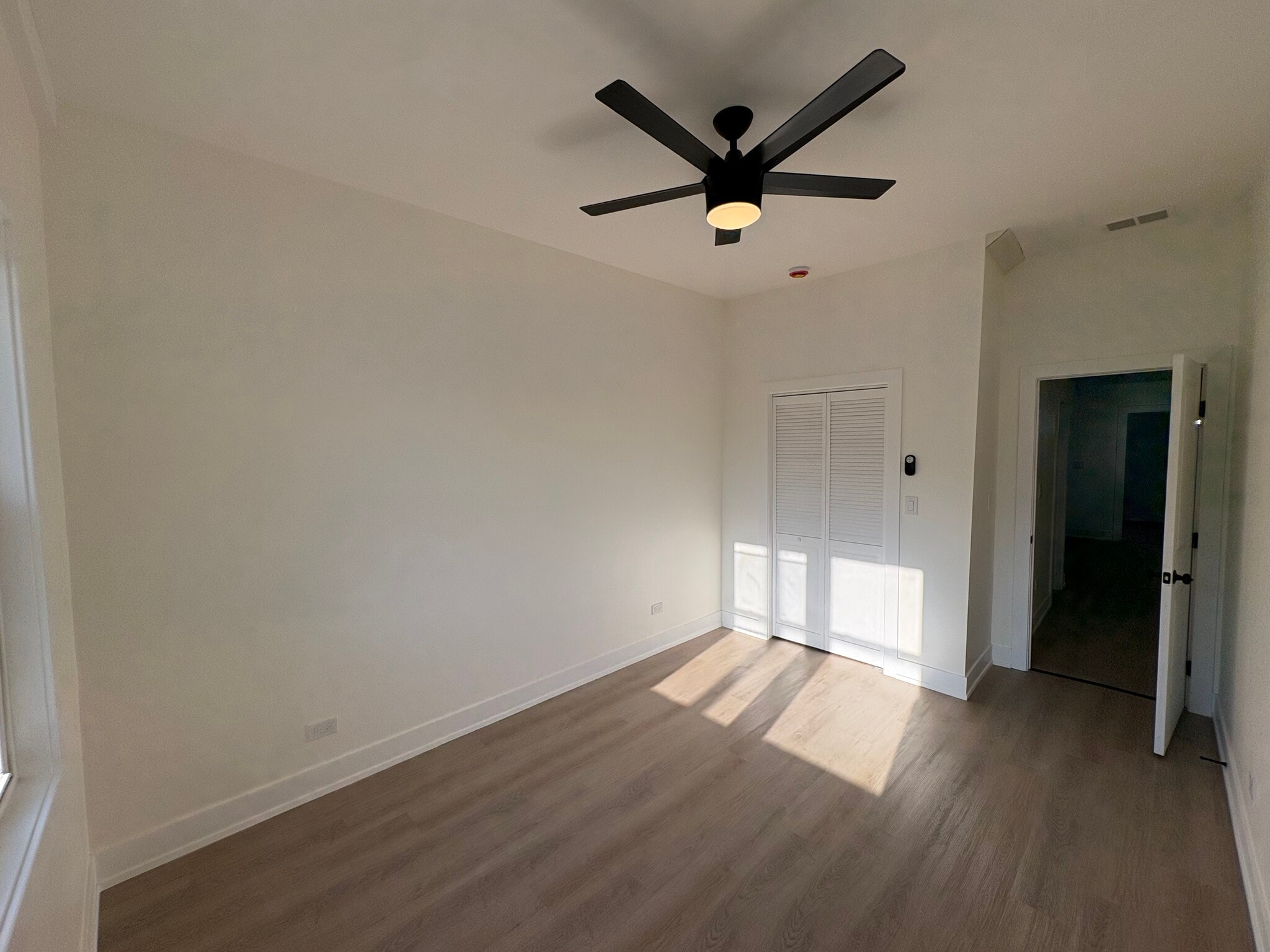 Bedroom 2 - 1635 N Kedzie Ave