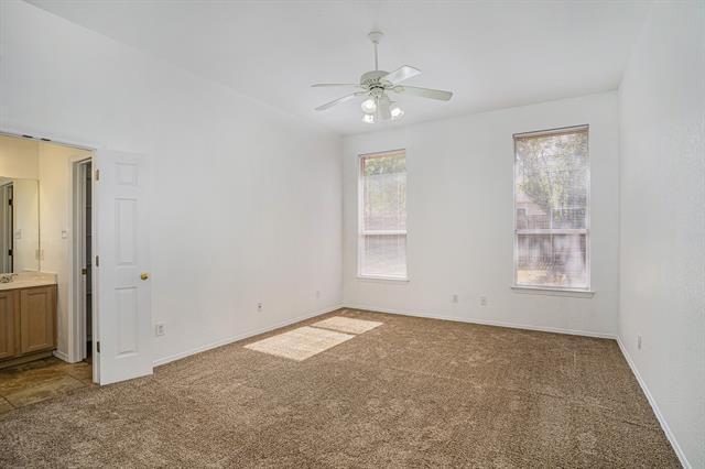 Building Photo - 4712 Shorewood Dr