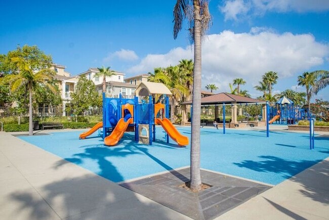Building Photo - Pacific Shores