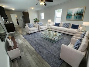 Building Photo - 38013 Chilver Ave