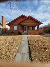 Building Photo - Burton Bungalow
