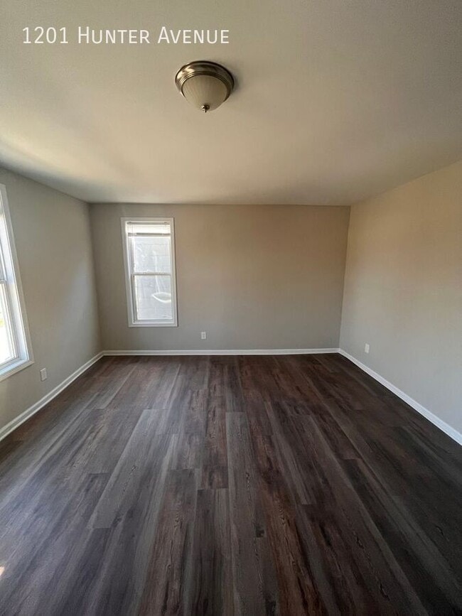Building Photo - 1201 Hunter Ave