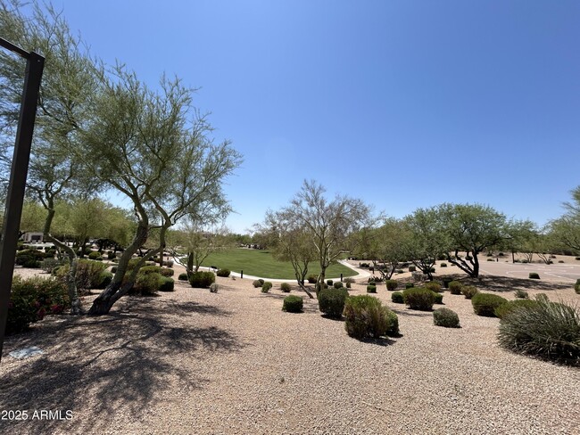 Building Photo - 5415 E Hallihan Dr