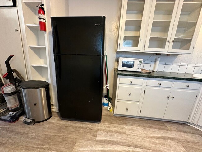 Building Photo - 2 Bed 1 Bath NW OKC