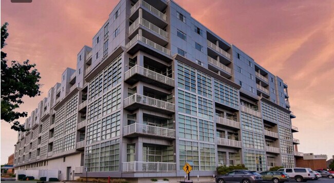 Building Photo - 2772 Lighthouse Pt E