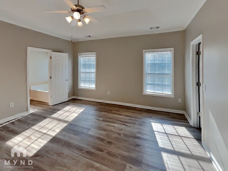 Building Photo - 3485 Bridle Brook Dr NE