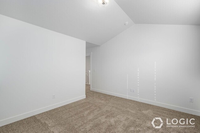 Building Photo - Brand New Townhome in Lehi Utah!