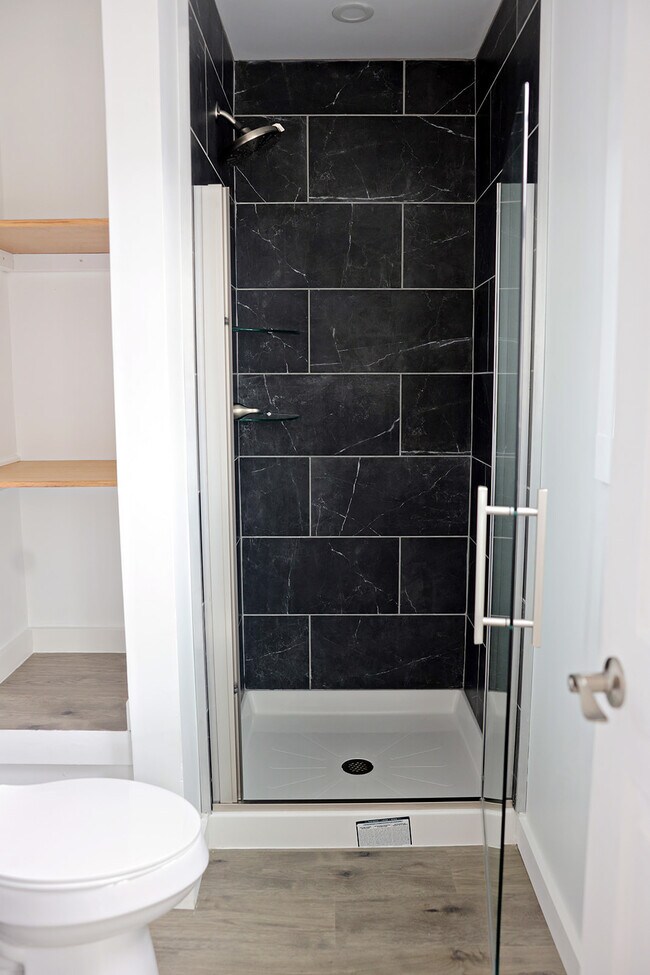 Building Photo - 217 Quince Alley