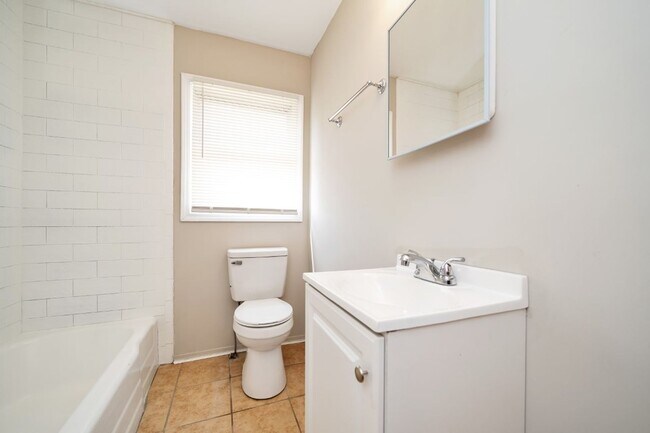 Building Photo - Move-In Ready 3BR/2BA Home in Graysville