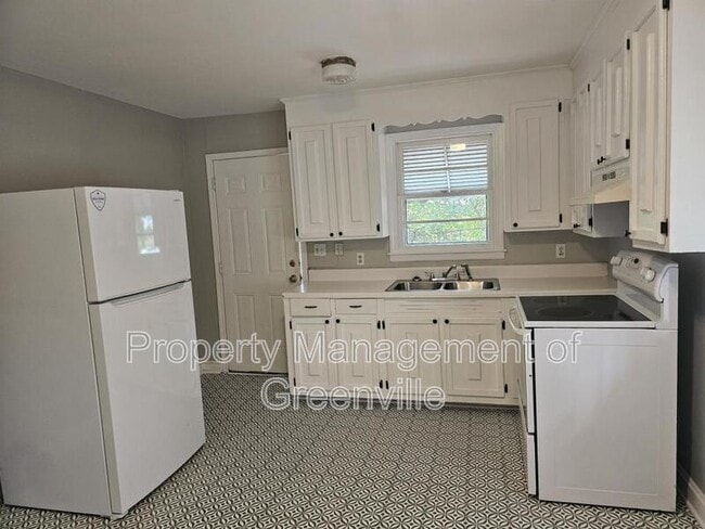 Building Photo - 6 Prosperity Ave