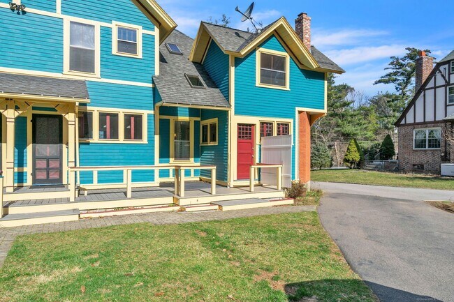 Building Photo - 46 Highland Terrace