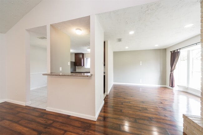 Building Photo - 22131 Eagle Meadow Dr