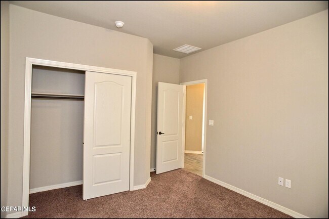 Building Photo - 2120 Thomas Lackland St