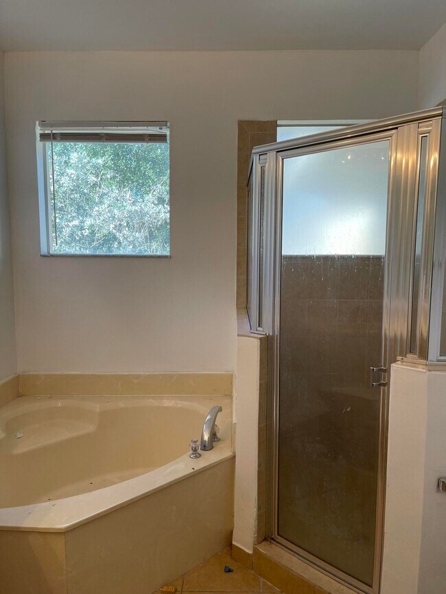 Building Photo - 4282 Berkshire Wharf Dr