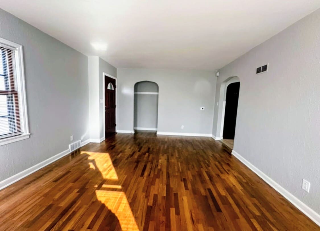 Living room - 2119 14th St S