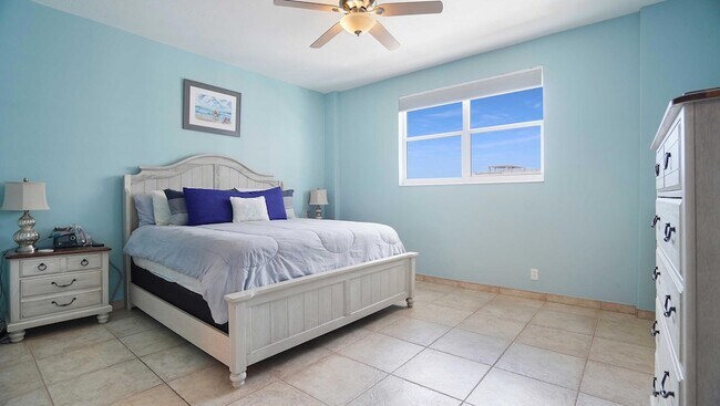 Building Photo - 4250 Galt Ocean Dr