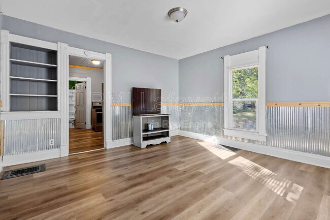 Building Photo - 120 W 3rd St