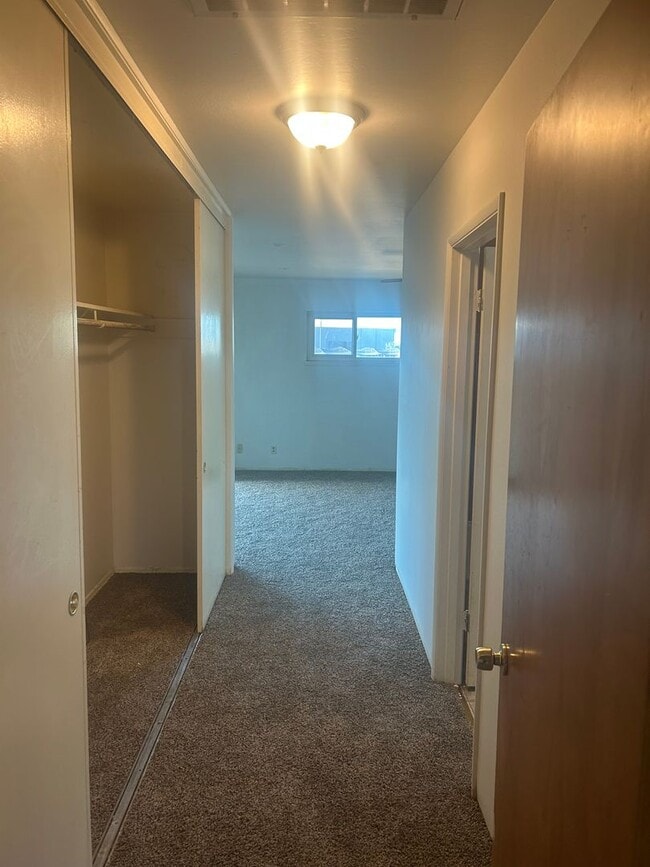 Building Photo - Cozy 2 bed 2 bath home in Escalon