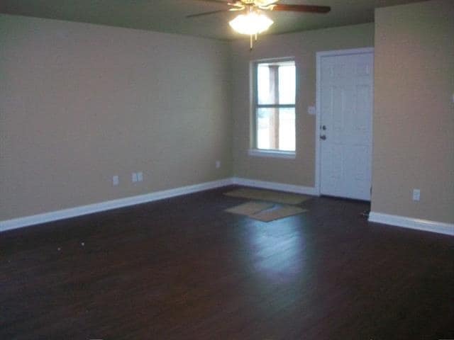 Building Photo - 3006 Weave Ct