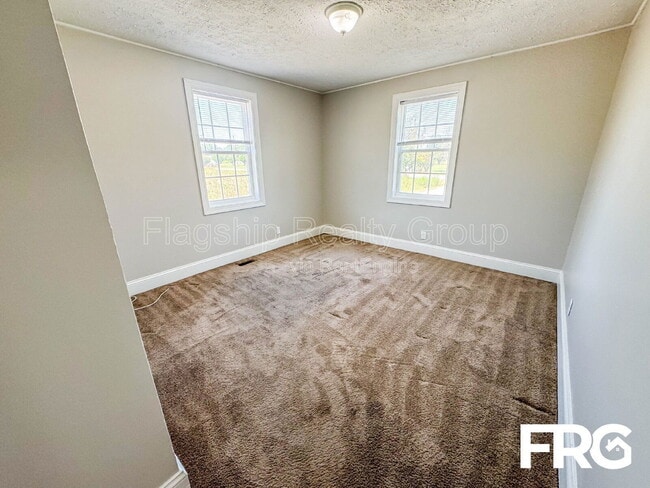 Building Photo - 1716 Tommys Rd