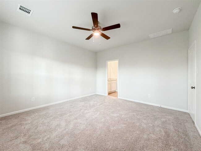 Building Photo - 52 Valiant Ridge Trail