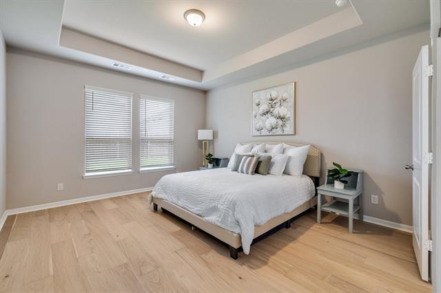 Building Photo - 5513 Deer Run Dr