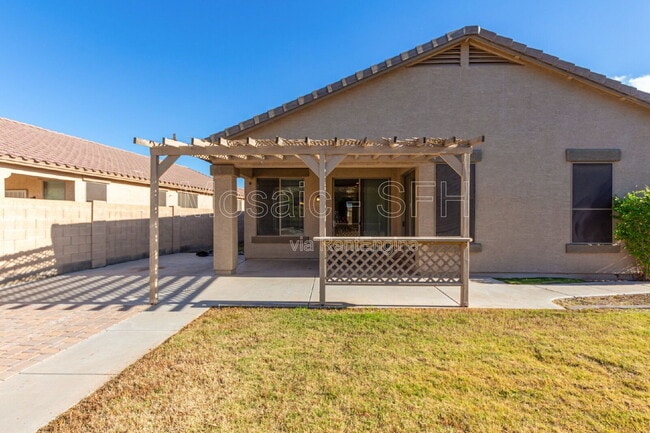 Building Photo - 3018 S 102nd Ln